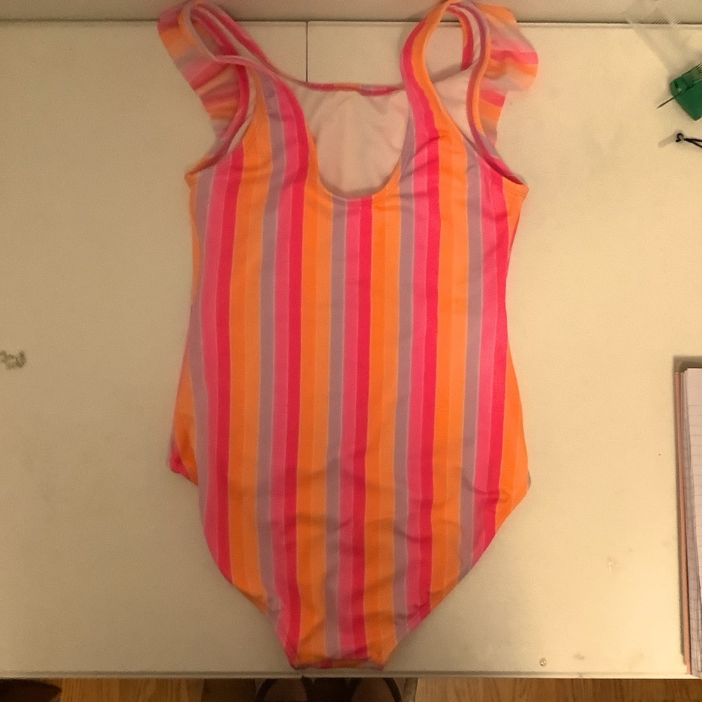 Bathing suit - Picture 2 of 3